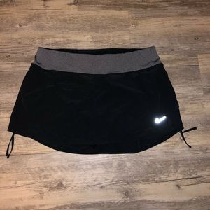 Nike skirt/shorts
